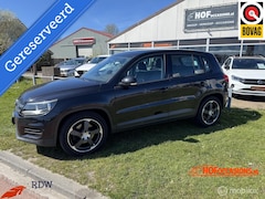 Volkswagen Tiguan - 1.4 TSI Sport&Style CARPLAY/STOELVERW/TREKHAAK