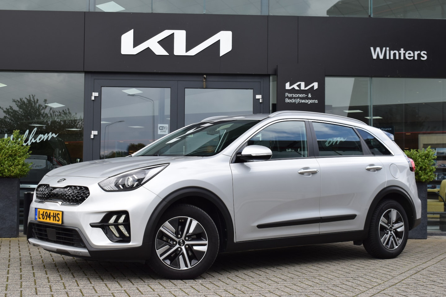 Kia Niro - 1.6 GDi Hybrid DynamicLine | Camera | Navigatie | Apple Carplay & Android auto | Tot 10j K - AutoWereld.nl
