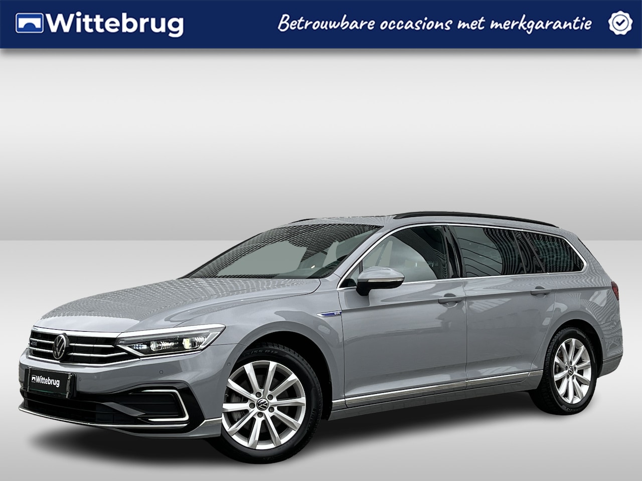 Volkswagen Passat Variant - 1.4 TSI PHEV 218PK GTE Business / Panoramadak / Digitale Cockpit / Zwenkbare Trekhaak / 36 - AutoWereld.nl