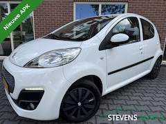 Peugeot 107 - 1.0 Active NIEUWE APK / AIRCO / TOURENTELLER / ELEK.RAMEN / CV+A