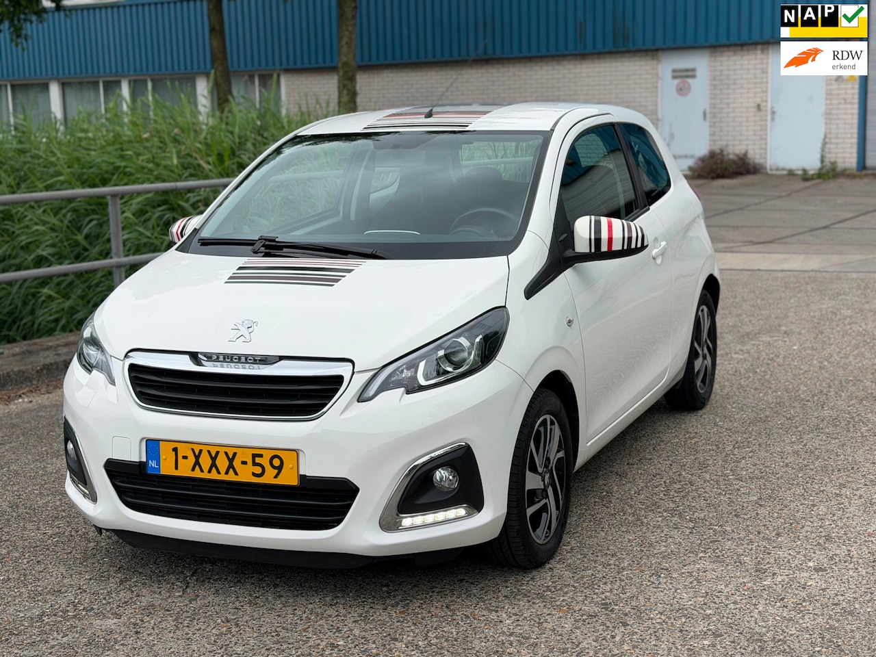 Peugeot 108 - 1.0 e-VTi Allure!2014!Carplay!Airco!LM.velgen! - AutoWereld.nl