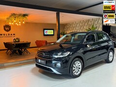 Volkswagen T-Cross - 1.0 TSI Style | Automaat | Digitale Cockpit | CarPlay | Stoelverwarming | Trekhaak | LED |