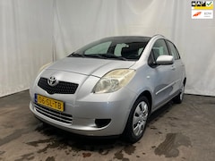 Toyota Yaris - 1.3 VVTi Sol SCHADEAUTO