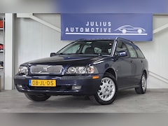 Volvo V40 - 1.8 Europa Volledig Onderhouden Trekhaak Xenon Leer Garantie Mooi