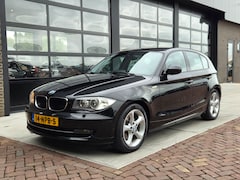 BMW 1-serie - 120i Business Line Edition | Automaat | Sportstoelen