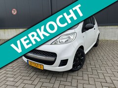 Peugeot 107 - 1.0-12V XR / airco