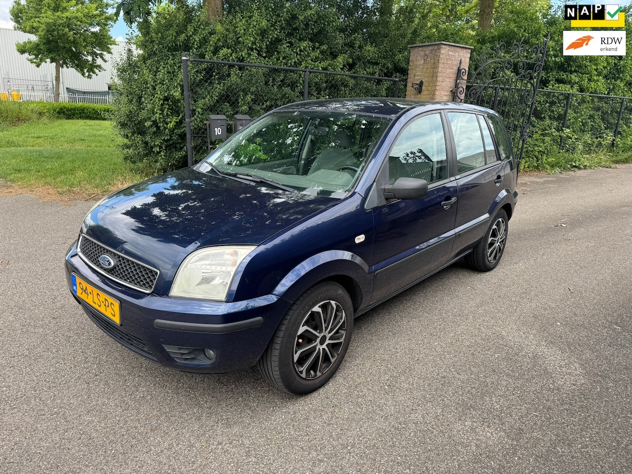 Ford Fusion - 1.4-16V Luxury / inruilkoopje - AutoWereld.nl