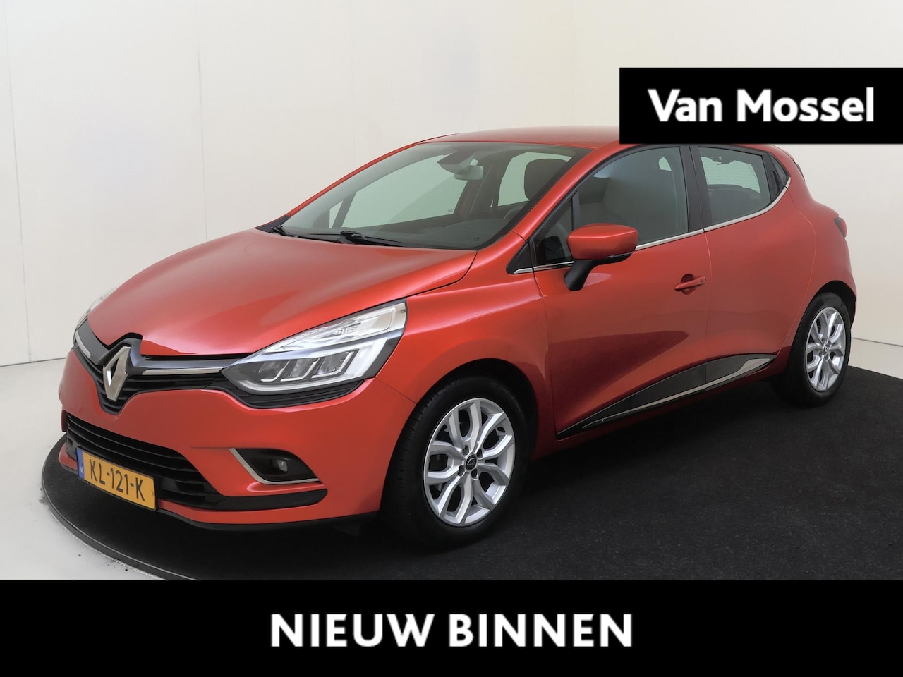 Renault Clio - 1.2 TCe Intens | airco automatisch | audio-navigatie full map | cruise control | lederen/s - AutoWereld.nl
