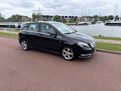 Mercedes-Benz B-klasse - 200 Ambition