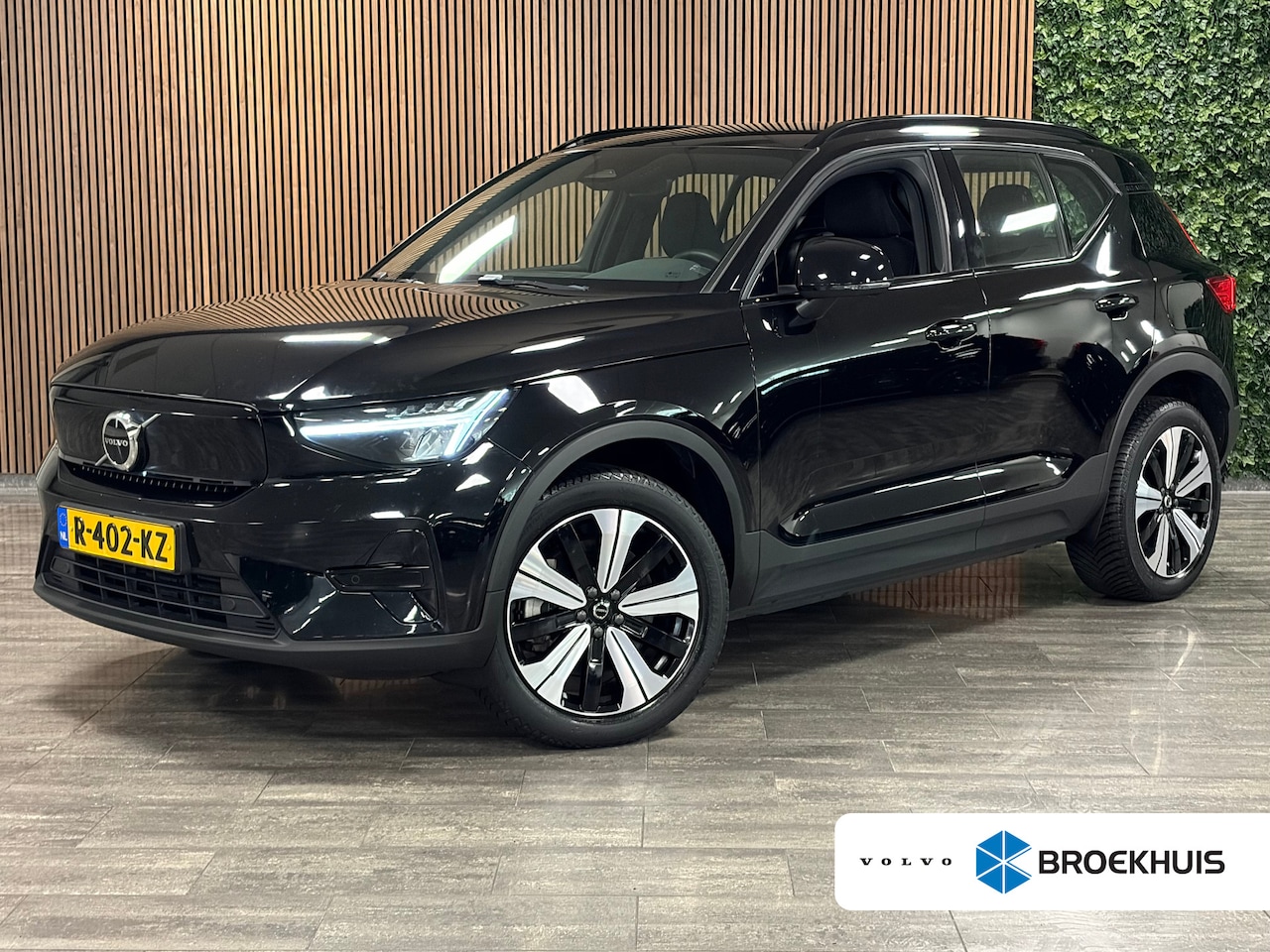 Volvo XC40 - Recharge Core | 96% SoH | Stoel en Stuurwielverwarming | Parkeercamera | Parkeersensoren v - AutoWereld.nl