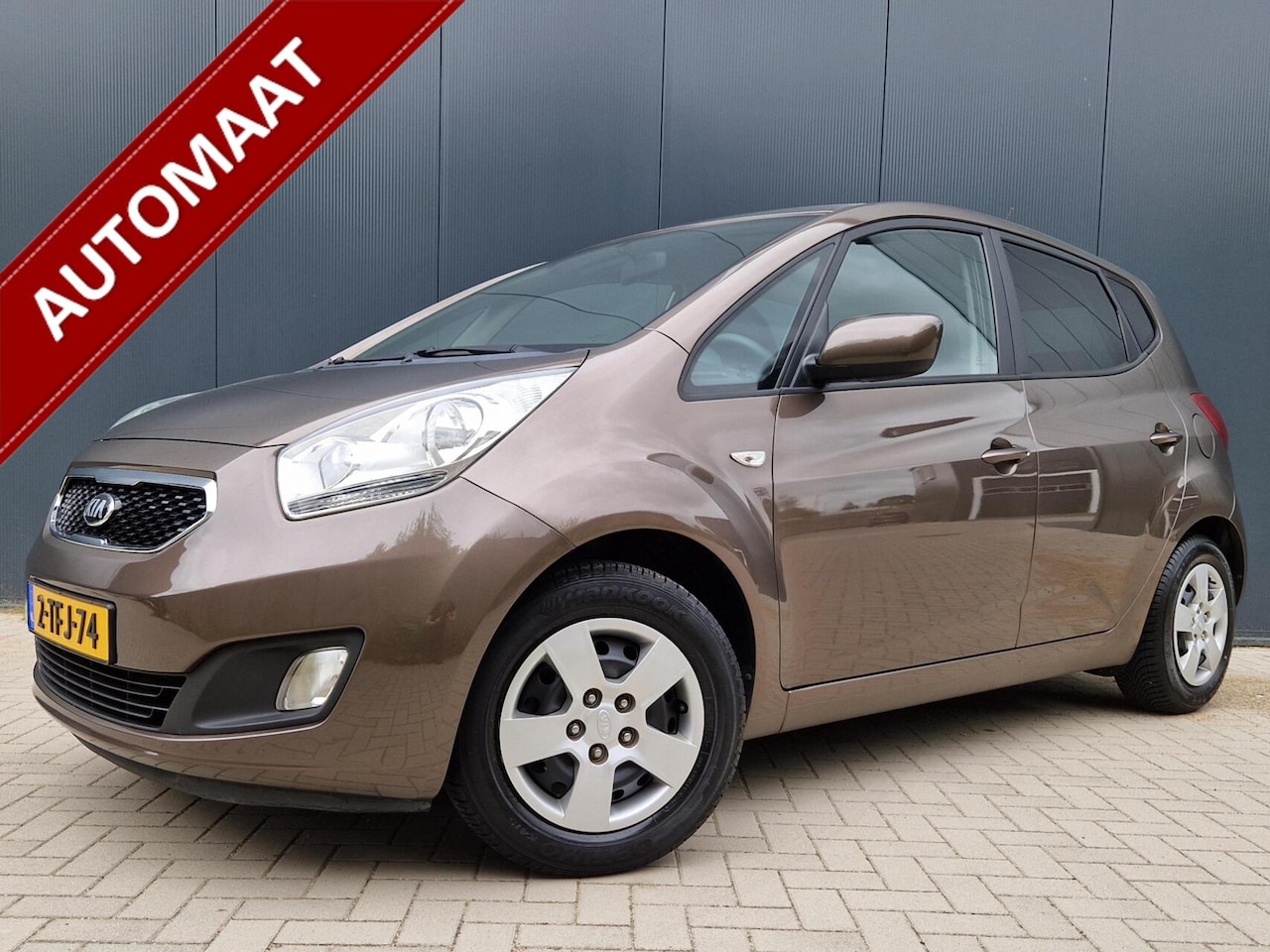 Kia Venga - 1.6 CVVT 20th Anniversary NAVI |CAMERA | TREKHAAK - AutoWereld.nl