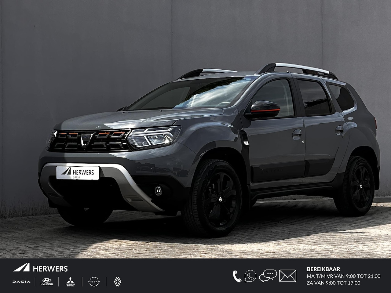 Dacia Duster - 1.3 TCe Extreme Automaat / Dealer onderhouden / 1.500 kg trekhaak / Camera 360° / Stoelver - AutoWereld.nl