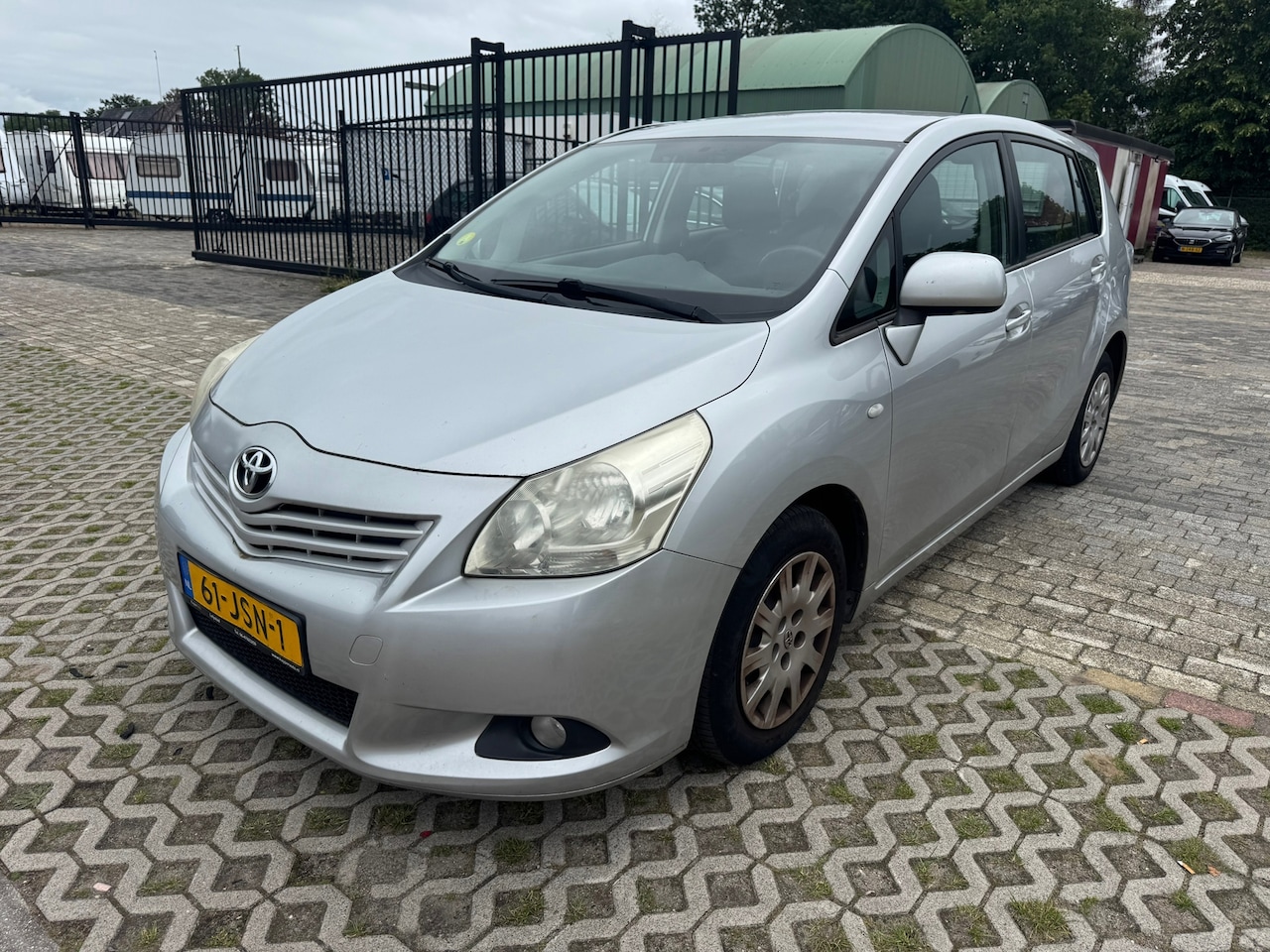 Toyota Verso - 1.8 VVT-i Aspiration 1.8 VVT-i Aspiration - AutoWereld.nl
