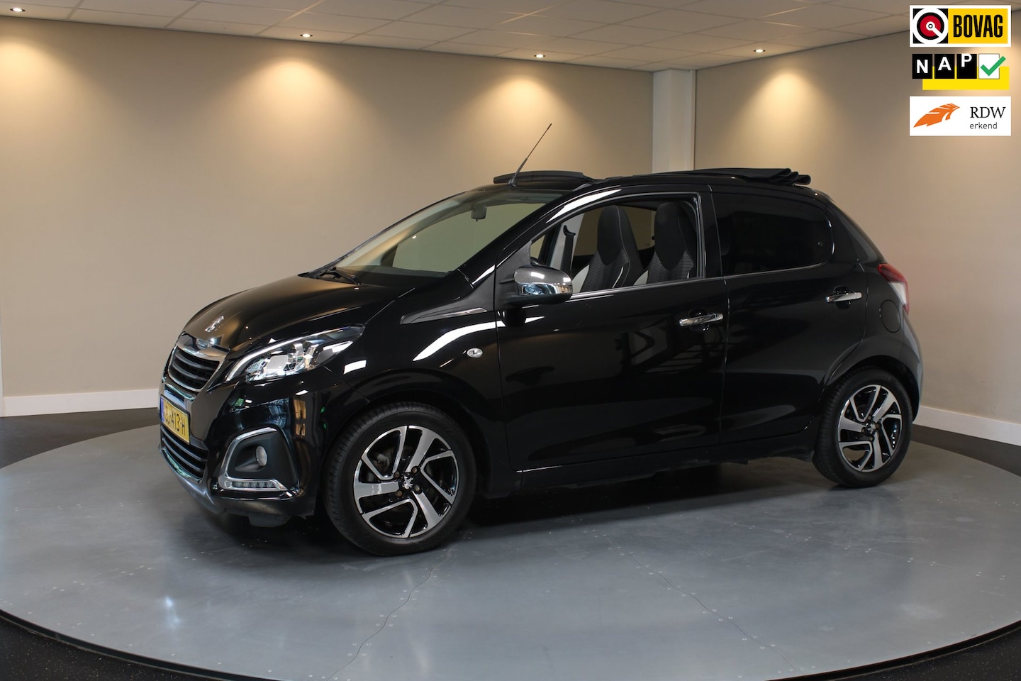 Peugeot 108 - 1.0 e-VTi Allure TOP! *Cabrio!* 2de Eigenaar/Dealer OH|Camera|BT|NAP - AutoWereld.nl