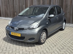 Toyota Aygo - 1.0-12V Aspiration Green 5Drs