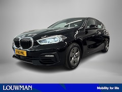 BMW 1-serie - 118i Executive Edition | Trekhaak | Virtual Cockpit | Adaptieve cruise | Premium sound |