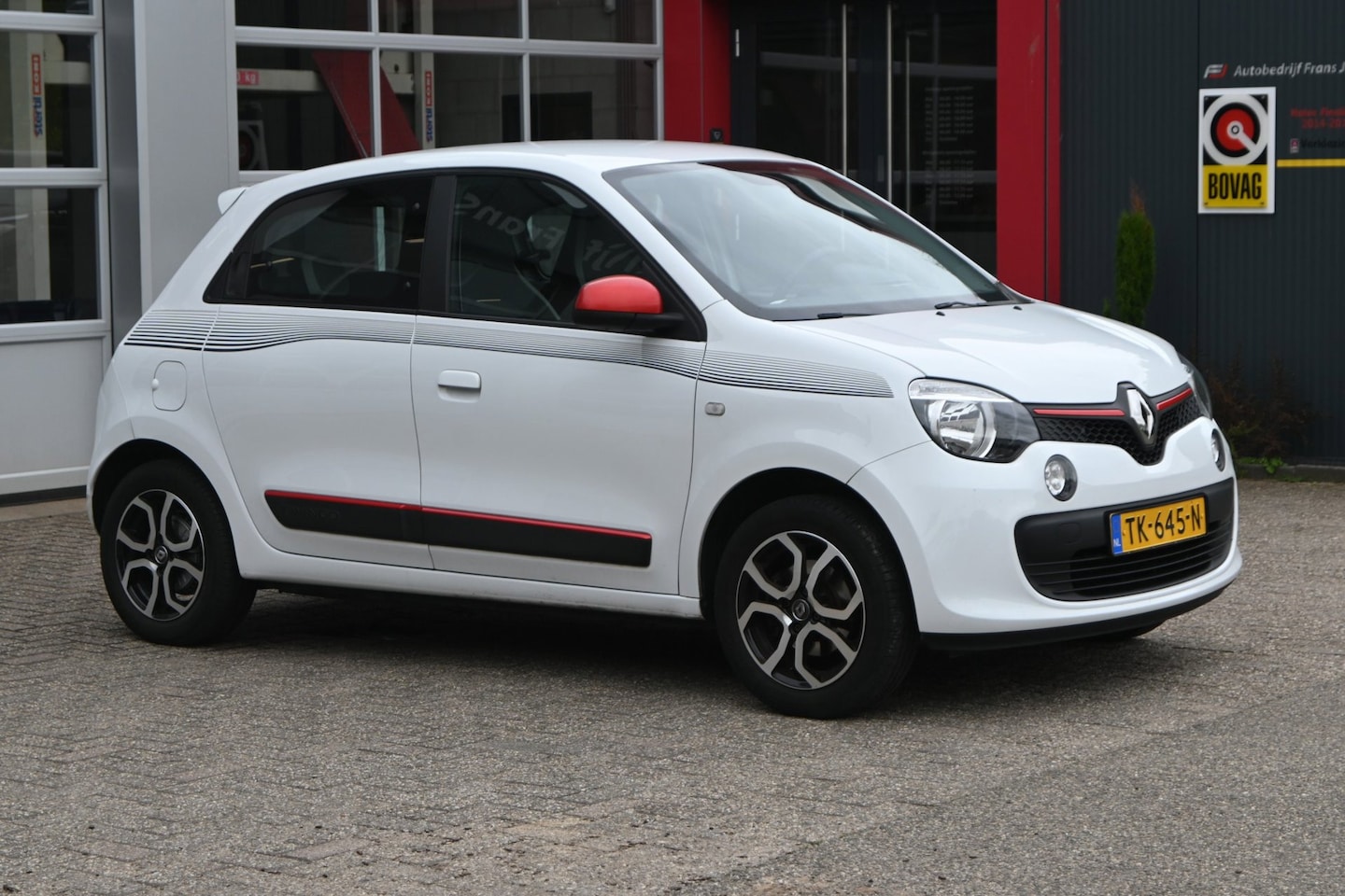 Renault Twingo - 1.0 SCe Collection 71pk | Airco | LM-Velgen | Speed Limiter - AutoWereld.nl