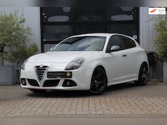 Alfa Romeo Giulietta - 1.4 T Sprint - TREKHAAK - ALCANTARA - PDC - SCHERPSTE PRIJS VAN EUROPA
