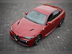 Alfa Romeo Giulia - 2.9 V6 Quadrifoglio Manual