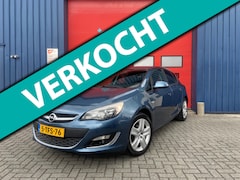 Opel Astra - 1.4 Cosmo | Trekhaak | Airco | Cruise