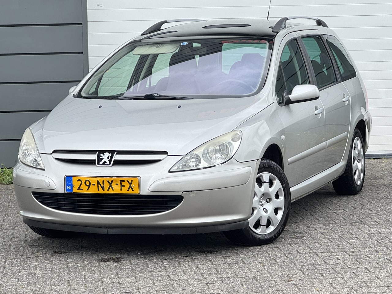 Peugeot 307 SW - 1.6 16V Pack | 7 Persoons | Nieuwe APK | Stoel verw. | Pano - AutoWereld.nl
