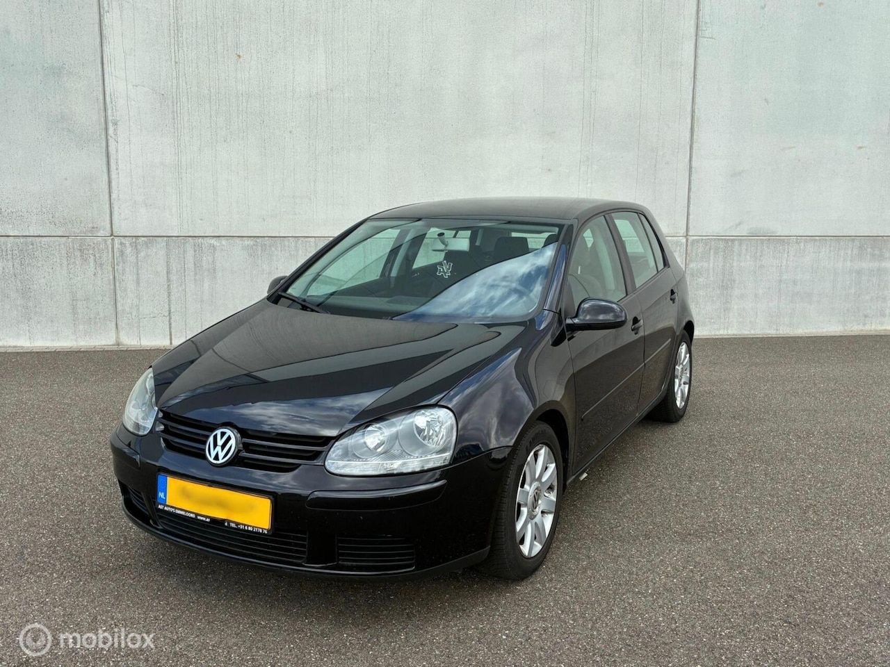 Volkswagen Golf - 1.6 FSI Sportline 5 Deurs AIRCO - AutoWereld.nl