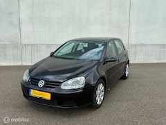 Volkswagen Golf - 1.6 FSI Sportline 5 Deurs AIRCO