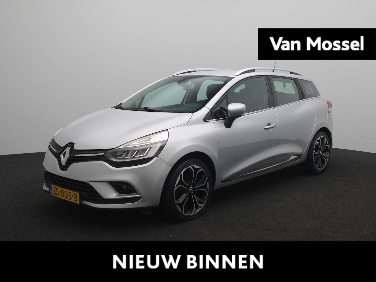 Renault Clio Estate - 0.9 TCe Intens | Navigatie | Trekhaak | Lichtmetalen velgen | GT-Pakket - AutoWereld.nl