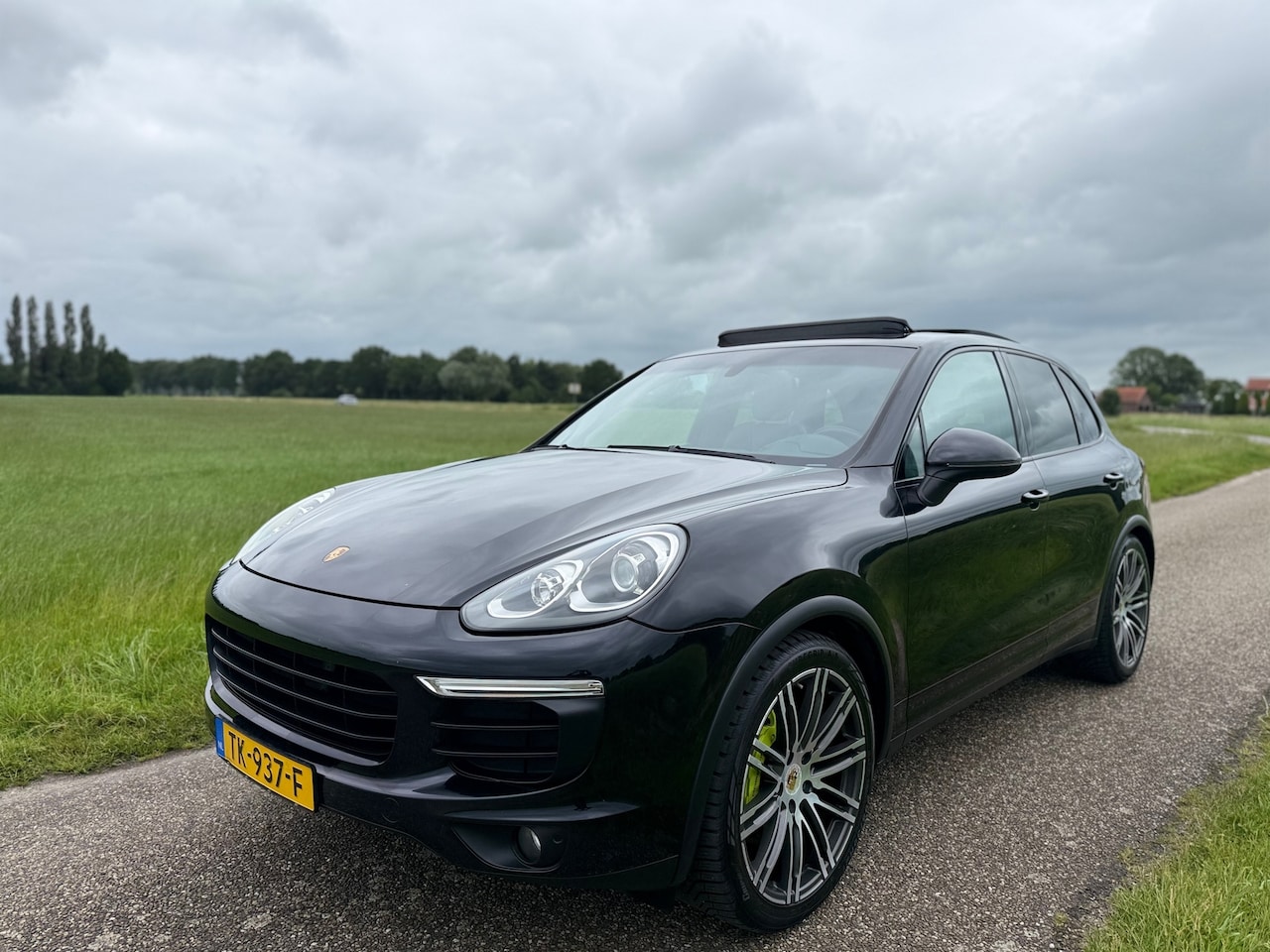 Porsche Cayenne - 3.0 S E-Hybrid Pano Xenon-LED dealer ond - AutoWereld.nl