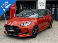 Toyota Yaris - 1.5 Hybrid Executive HEAD-UP AD-CRUISE JBL-AUDIO APPLE/ANDROID CLIMA KEYLESS BLIND-SPOT PA