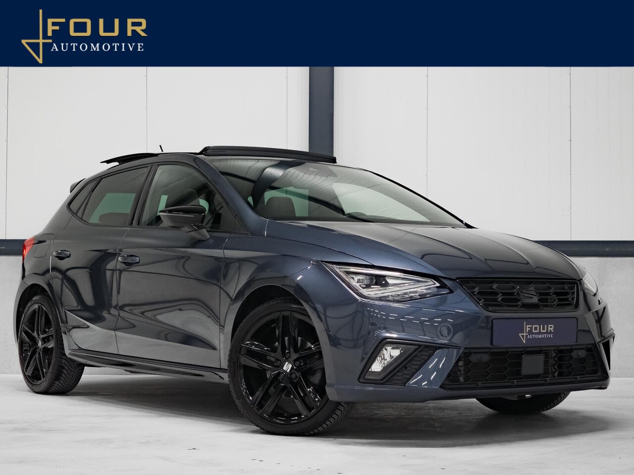 SEAT Ibiza - 1.5 TSI FR Pro Black Edition | Pano | Keyless | Camera | Carplay | - AutoWereld.nl