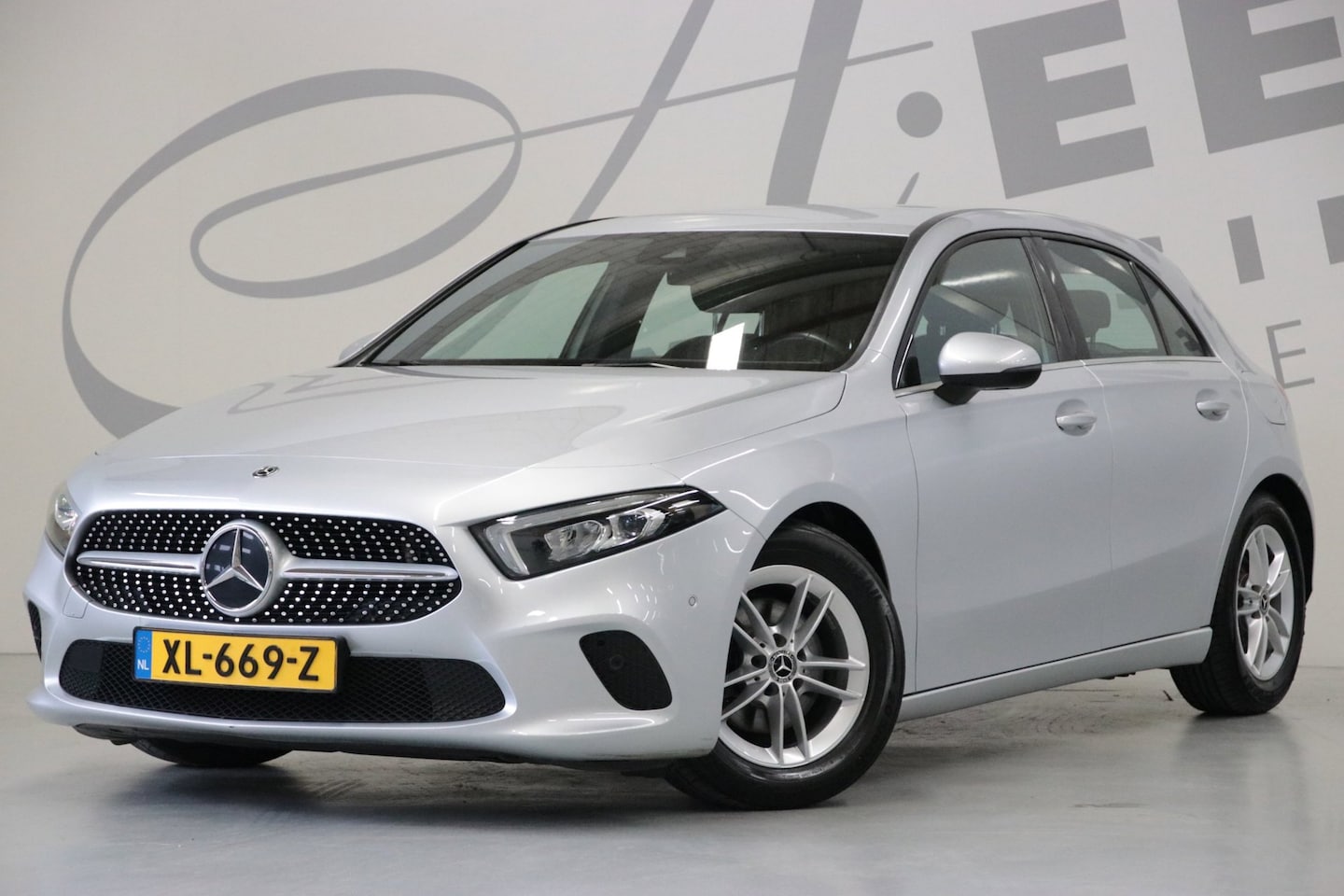 Mercedes-Benz A-klasse - 180 Trekhaak/ Widescreen - AutoWereld.nl