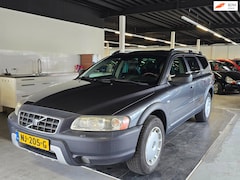 Volvo XC70 - 2.5 T Kinetic/AUTOMAAT/PANODAK/LEDER/CRUISE/