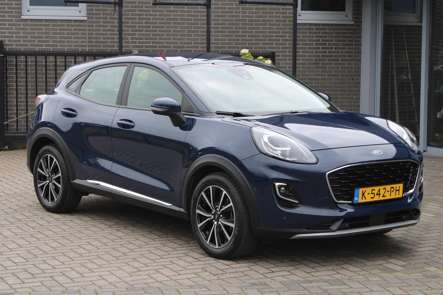 Ford Puma - 1.0 EcoB. Hybr. Titanium Trekhaak/Adapt. Cruise/Dodehoek!! - AutoWereld.nl
