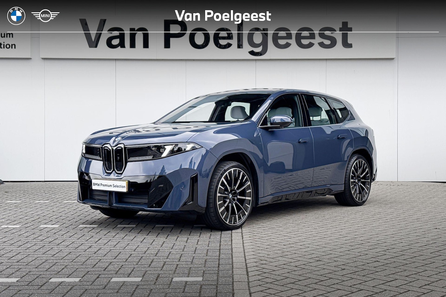 BMW iX3 - 50 xDrive 113 kWh | Direct leverbaar! | M Sportpakket | Panoramadak | Trekhaak | Innovatio - AutoWereld.nl
