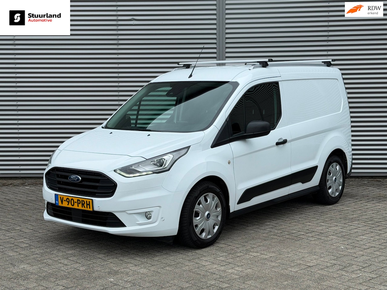 Ford Transit Connect - 1.5 TDCI L1 Trend 120pk Clima/ Carplay/ Camera/ Trekhaak/ PDC/ - AutoWereld.nl