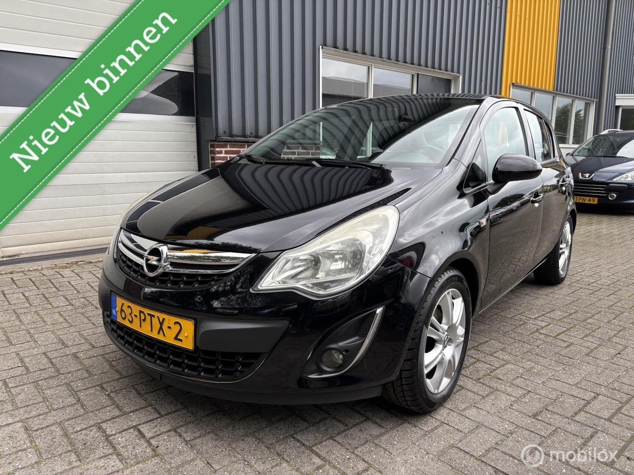Opel Corsa - 1.4-16V Edition TREKHAAK! NETTE AUTO! - AutoWereld.nl