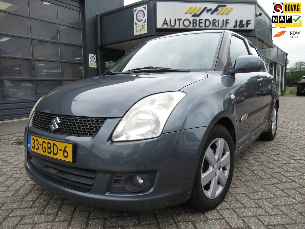 Suzuki Swift - 1.3 Shogun / Airco / E;lek. ramen / LMV-velgen - AutoWereld.nl