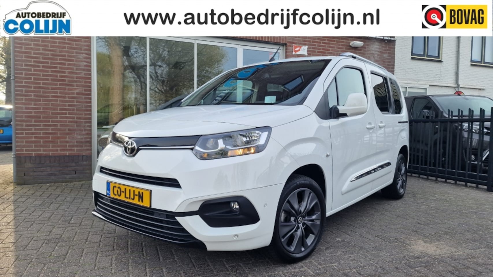 Toyota ProAce City Verso - 1.2 Turbo Dynamic Automaat 5 Pers, Cruise control, Trekhaak - AutoWereld.nl