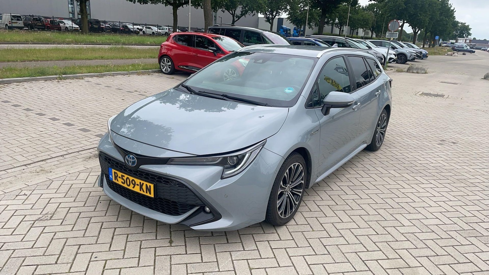Toyota Corolla Touring Sports - 2.0 Hybrid Dynamic 2.0 Hybrid Dynamic - AutoWereld.nl