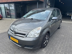 Toyota Corolla Verso - 1.6 VVT-i Terra 7PERSOONS AIRCO TREKHAAK COMPLEET ONDERHOUDEN