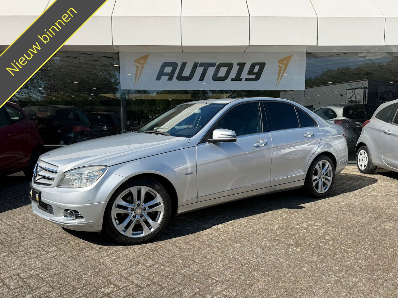 Mercedes-Benz C-klasse - 180 CGI BlueEFFICIENCY Avantgarde 180 CGI BlueEFFICIENCY Avantgarde - AutoWereld.nl