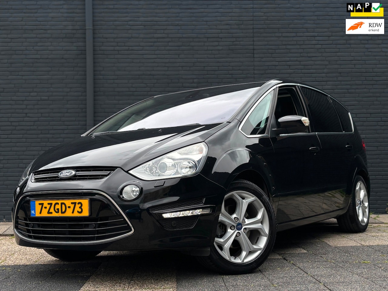 Ford S-Max - 1.6 Platinum 7p. | Stoelverw. | Memory | Camera | Trekhaak - AutoWereld.nl