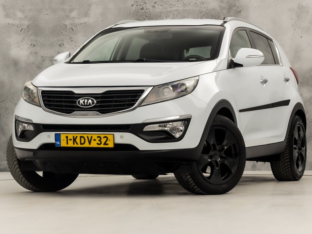 Kia Sportage - 1.6 GDI Sport (NAVIGATIE, CLIMATE, GETINT GLAS, CAMERA, SPORTSTOELEN, TREKHAAK, CRUISE, BL - AutoWereld.nl