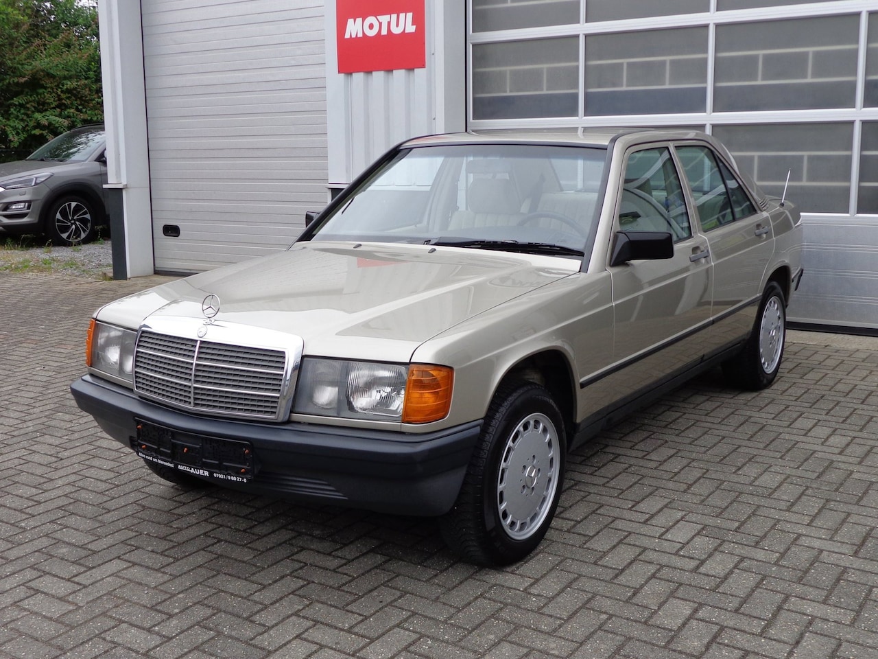 Mercedes-Benz 190-serie - 2.0 E Belastingvrij zeer nette auto - AutoWereld.nl