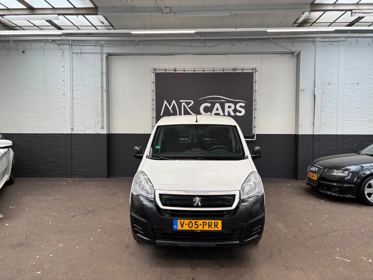 Peugeot Partner - 122 1.6 BlueHDi 100 L1 XR S&S - AutoWereld.nl