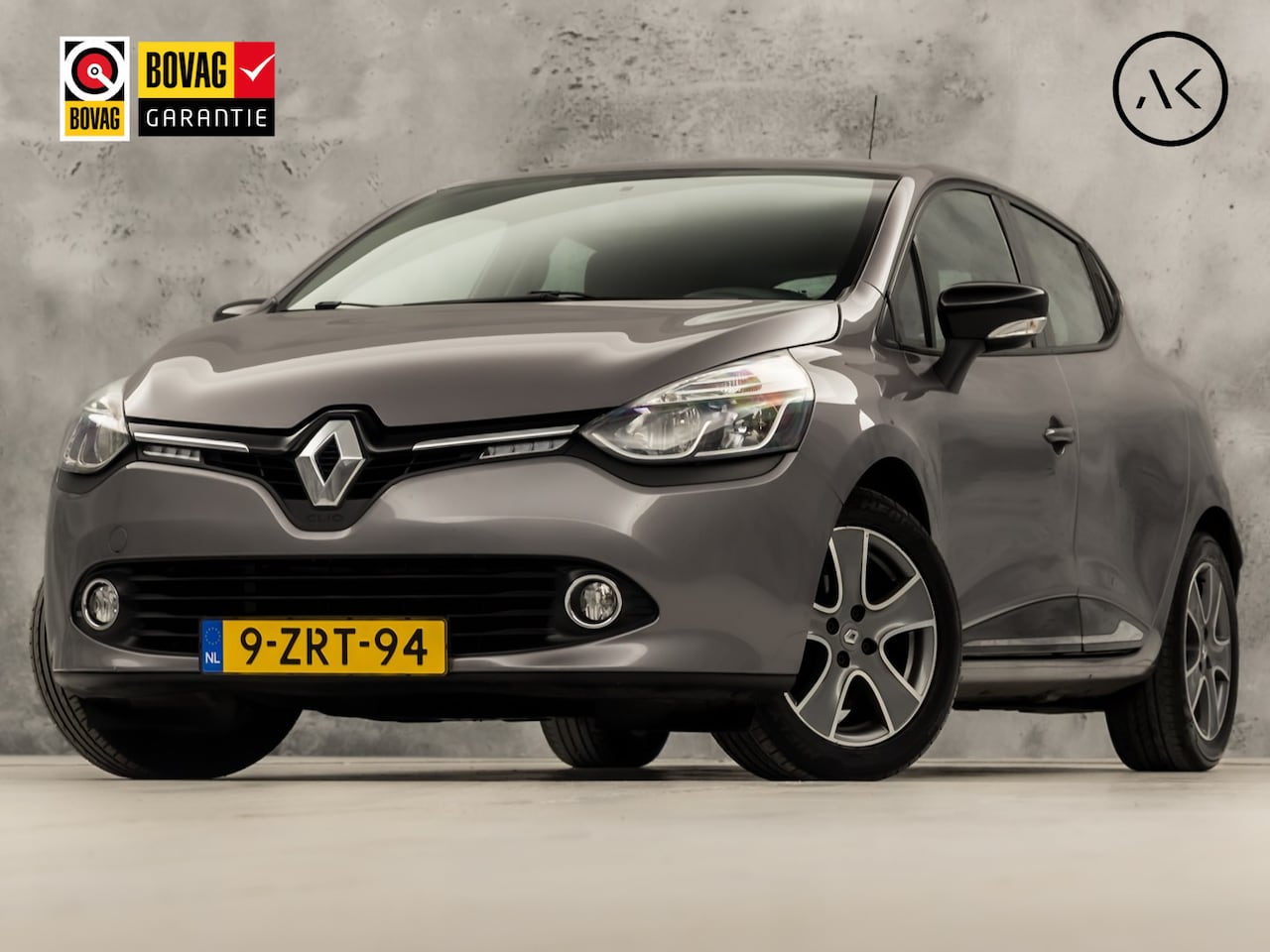 Renault Clio - 0.9 TCe Dynamic Sport (NAVIGATIE, CRUISE, LM VELGEN, SPORTSTOELEN, BASS REFLEX, NIEUWE APK - AutoWereld.nl
