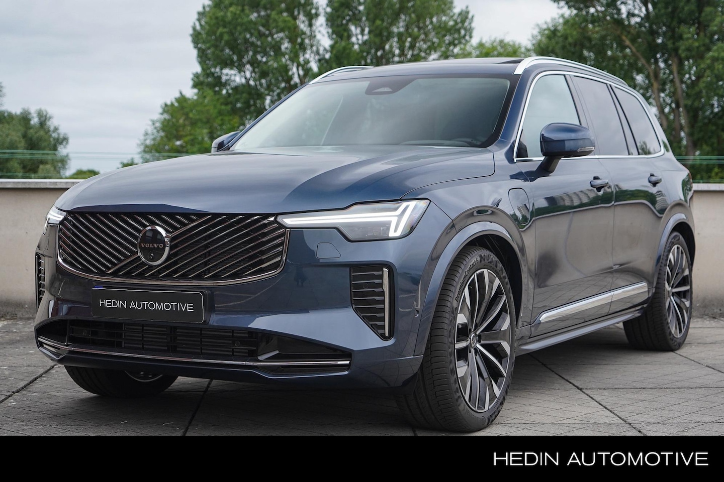 Volvo XC90 - 2.0 T8 Plug-in hybrid AWD Ultra Bright | Actieve Luchtvering | Trekhaak | Getint Glas | Gl - AutoWereld.nl