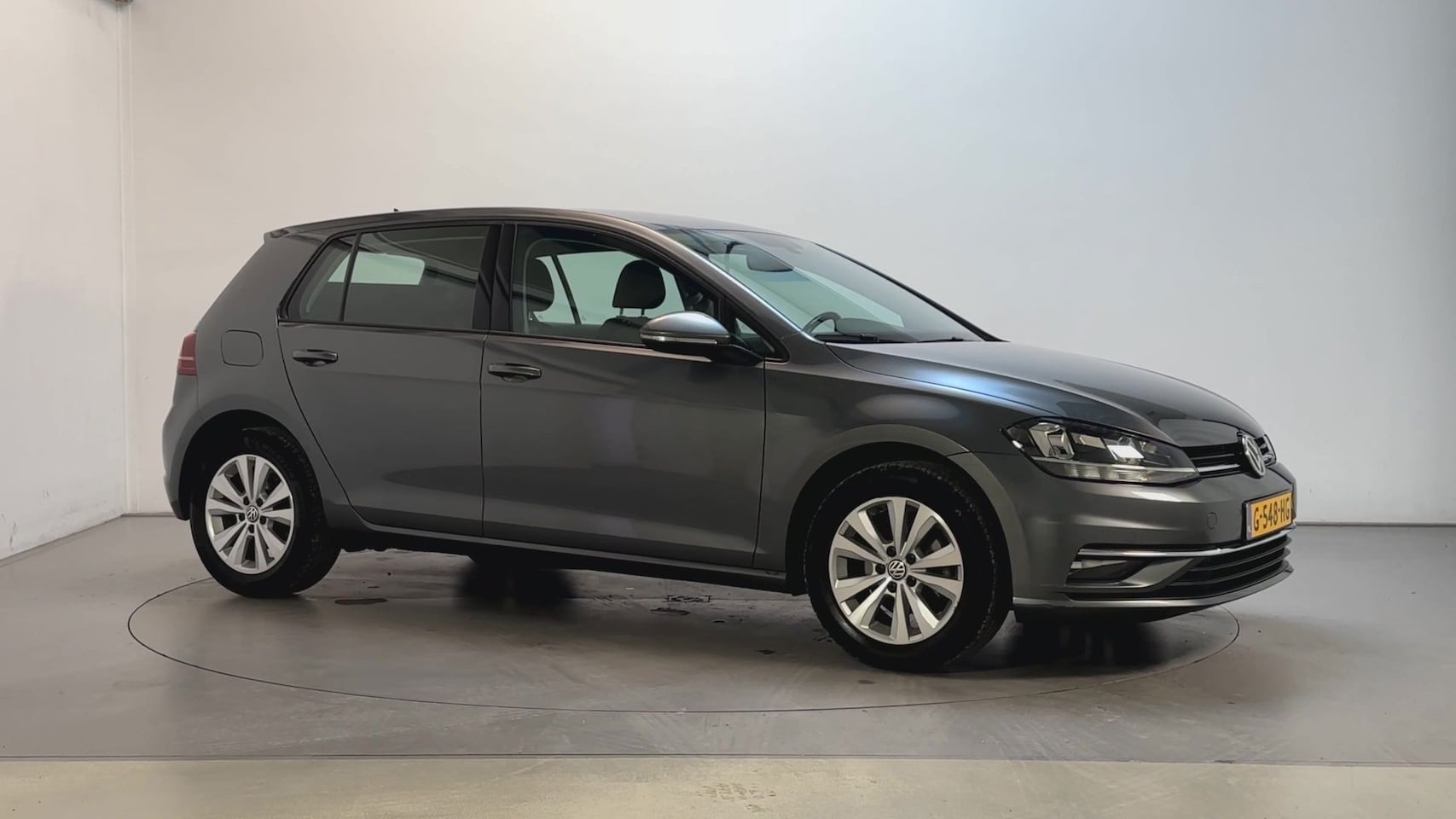 Volkswagen Golf - 1.0 TSI 116pk Comfortline Business Camera Stoelverwarming Navigatie DAB+ - AutoWereld.nl