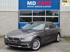 BMW 3-serie - 320i Upgrade Edition AIRCO/CR CONTROL/NAVI/LEER